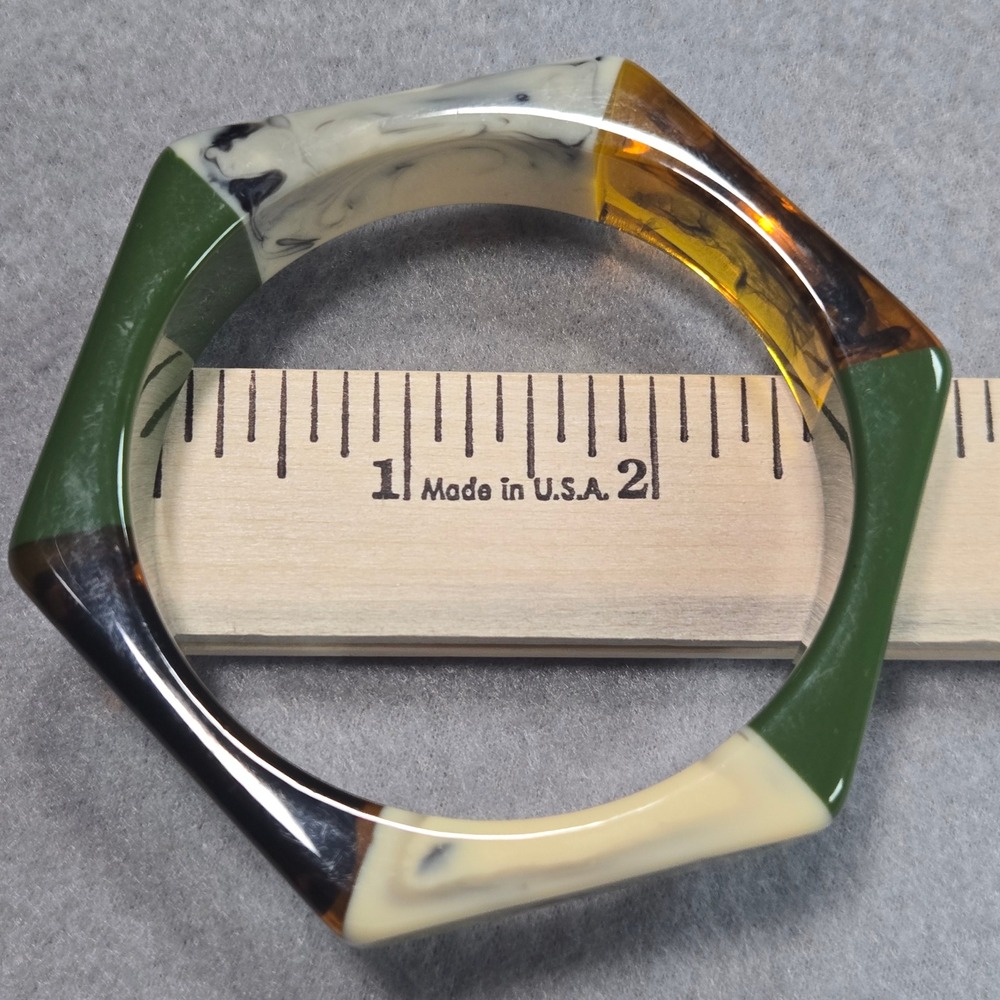 Plunder Hexagon Bangle Bracelet Womens OS Green Amber Marbled Resin‎ Geometric - Picture 6 of 6